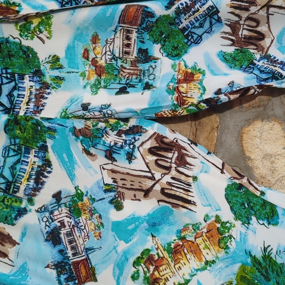 Chico's Multicolor Artistic Print Cropped Pants - Picture 4 of 11